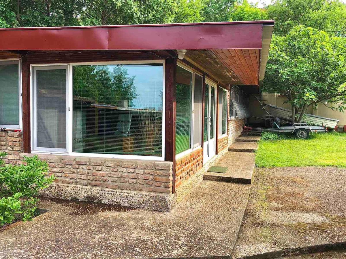 Самостоятелна Къща За Гости На 10 Минути От Плажа Varna Exterior photo
